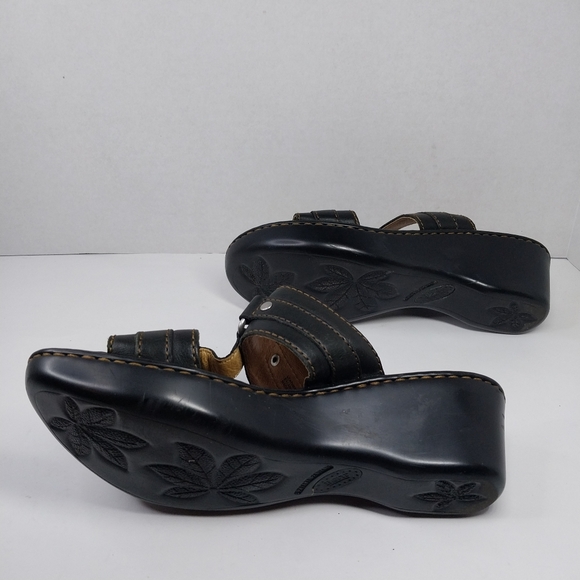 Born Sandals Women's Size 8 Black Leather Wedge Heel Boho Chic Slip on Shoes - Picture 13 of 13